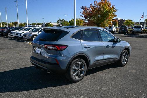 2026 Ford Escape ST-Line Select