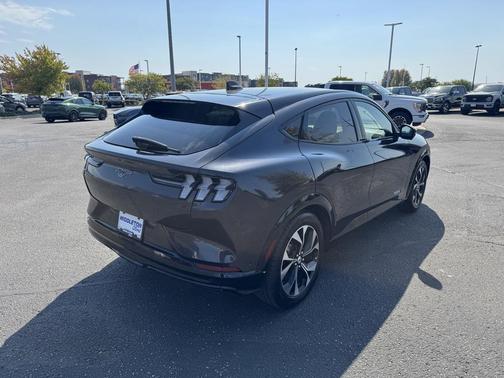 2022 Ford Mustang Mach-E Premium