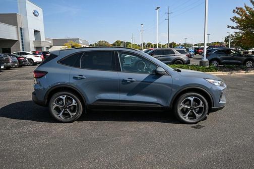 2025 Ford Escape ST-Line Select