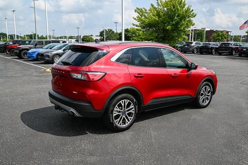 2020 Ford Escape SEL