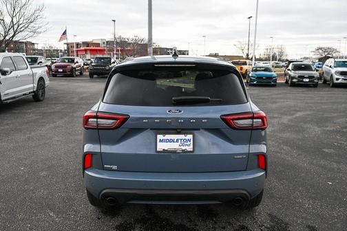 2023 Ford Escape ST-Line Elite