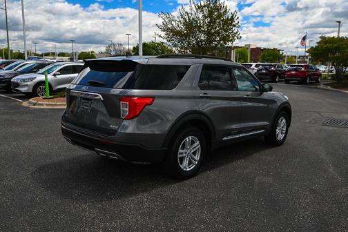 Carbonized Gray Metallic 2024 Ford Explorer XLT
