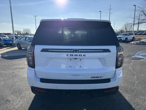 2023 Chevrolet Tahoe 4WD RST