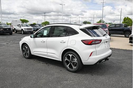 2025 Ford Escape ST-Line Elite