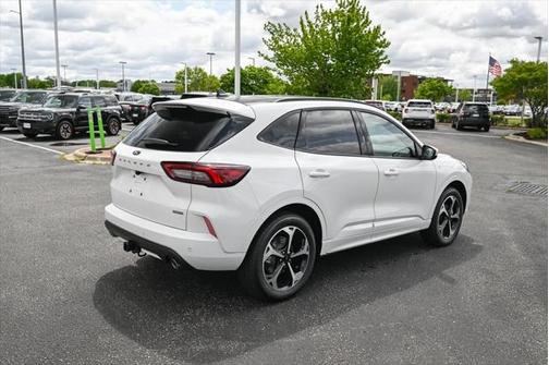 2025 Ford Escape ST-Line Elite