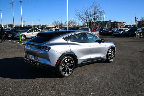2022 Ford Mustang Mach-E Premium