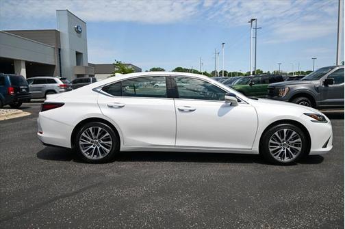 2019 Lexus ES 350 Base