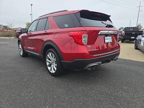 2022 Ford Explorer Platinum