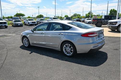 2020 Ford Fusion SE