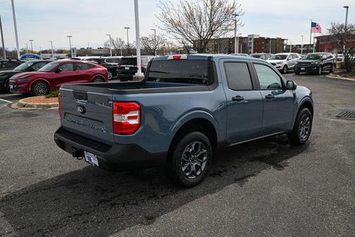 Azure Gray Metallic Tri-Coat 2026 Ford Maverick XLT