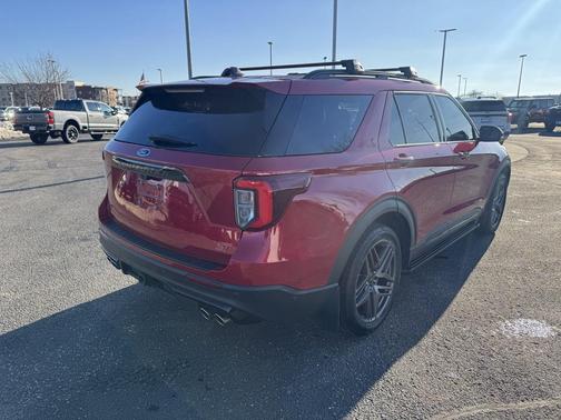 2021 Ford Explorer ST
