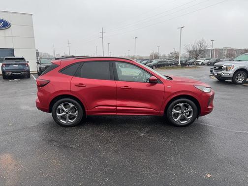2024 Ford Escape ST-Line Select