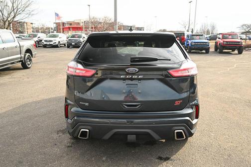 2023 Ford Edge ST