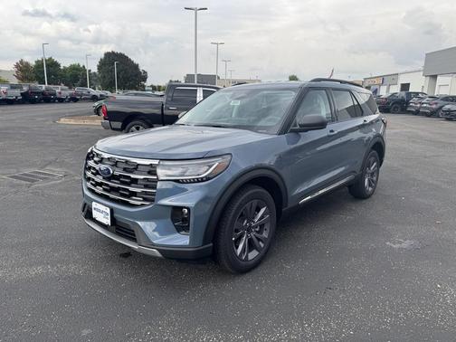 2025 Ford Explorer Active