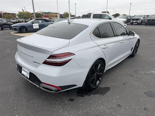 2022 Genesis G70 3.3T AWD