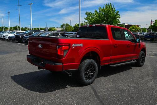 Ruby Red Metallic Tinted Clearcoat 2026 Ford F-150 XLT