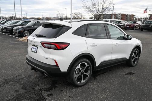 2025 Ford Escape ST-Line Select