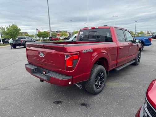 Ruby Red Metallic Tinted Clearcoat 2026 Ford F-150 XLT