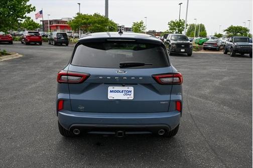 2025 Ford Escape ST-Line Elite