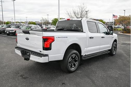 2023 Ford F-150 Lightning XLT