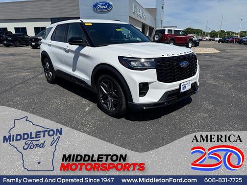 Star White Metallic Tri-Coat 2025 Ford Explorer ST