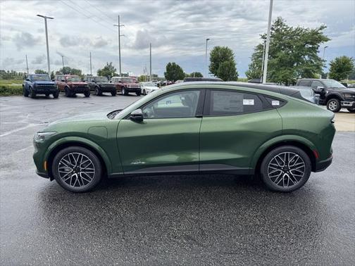 2025 Ford Mustang Mach-E Premium