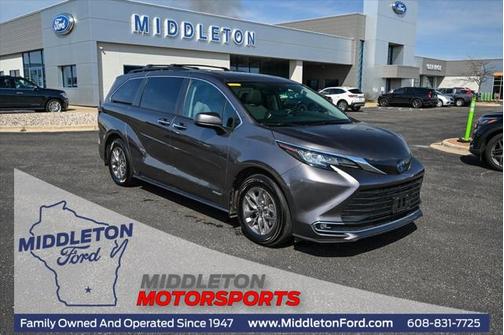 2021 Toyota Sienna XLE 8 Passenger