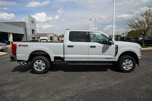 Avalanche 2026 Ford F-350 XLT
