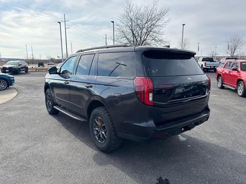 Dark Matter Gray Metallic 2026 Ford Expedition Tremor