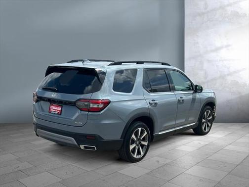 2024 Honda Pilot Elite
