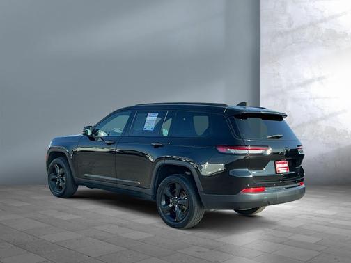 2022 Jeep Grand Cherokee L Altitude