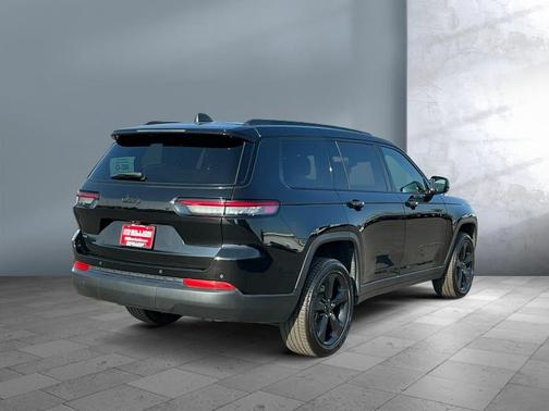 2022 Jeep Grand Cherokee L Altitude
