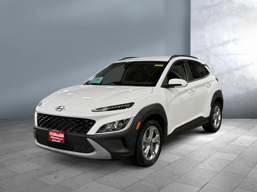 Lunar White 2023 Hyundai KONA SEL
