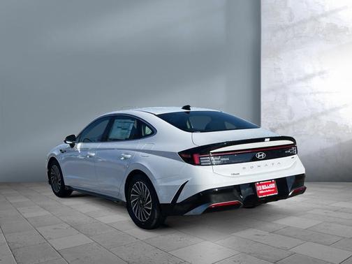 2025 Hyundai SONATA Hybrid SE