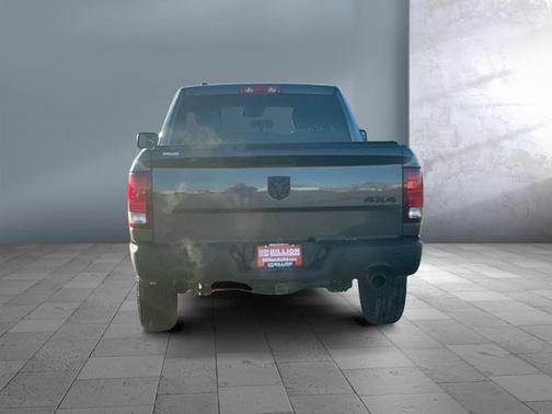 2022 RAM 1500 Classic Warlock Quad Cab 4x4 6'4' Box