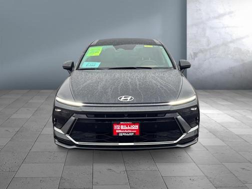 2024 Hyundai SONATA Hybrid Limited