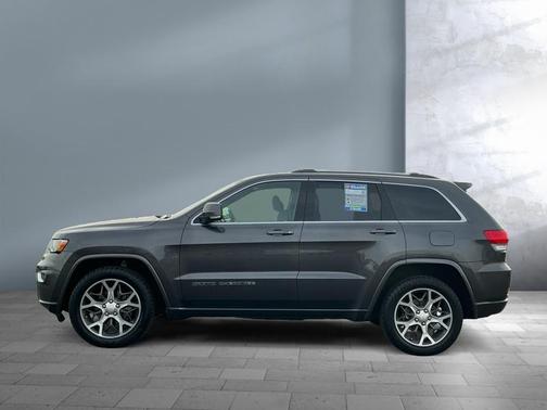 2018 Jeep Grand Cherokee Sterling Edition