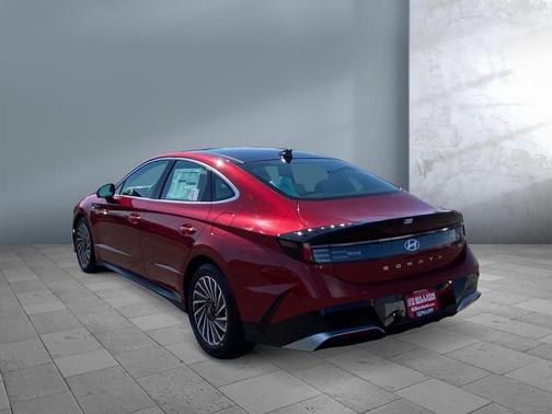 2025 Hyundai SONATA Hybrid Limited