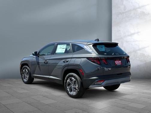Ecotronic Gray 2026 Hyundai TUCSON Hybrid Blue SE