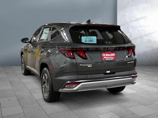 2026 Hyundai TUCSON Hybrid Blue SE