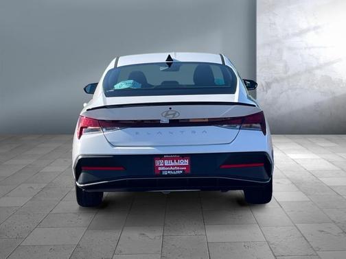 2025 Hyundai ELANTRA Sport