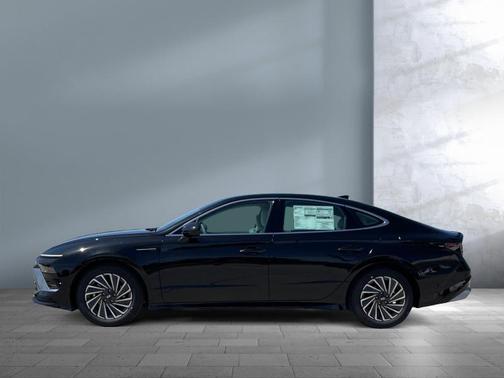 2025 Hyundai SONATA Hybrid SE