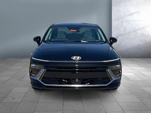 2025 Hyundai SONATA Hybrid SE