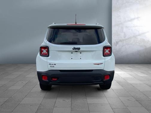 2015 Jeep Renegade Trailhawk