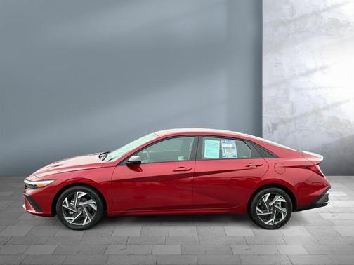 2025 Hyundai ELANTRA Sport