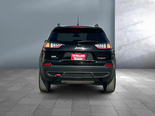 2020 Jeep Cherokee Trailhawk