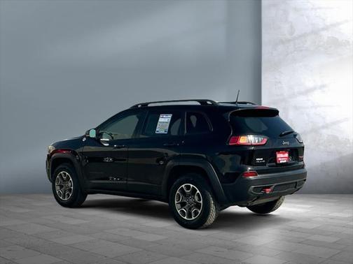 2020 Jeep Cherokee Trailhawk