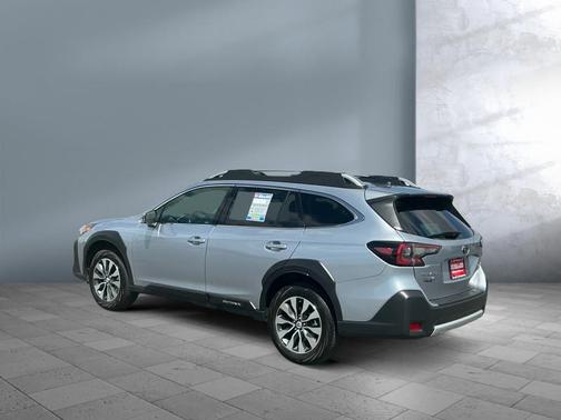 Ice Silver Metallic 2024 Subaru Outback Touring XT