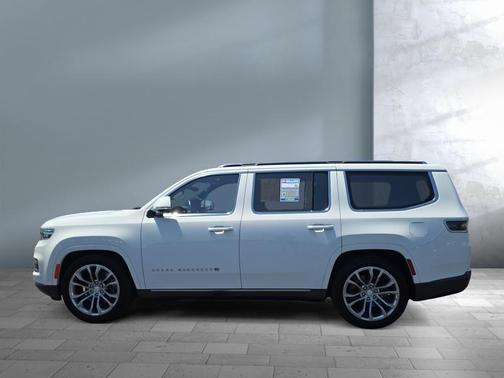 Bright White Clearcoat 2022 Jeep Grand Wagoneer Series II 4x4