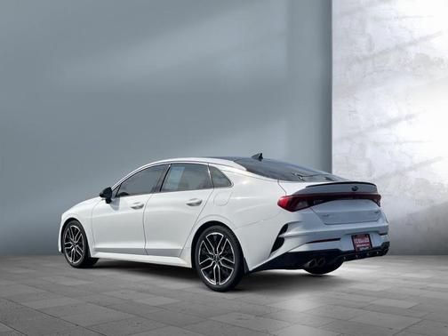 2021 Kia K5 GT